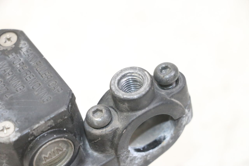 photo de CILINDRO MESTRE DO FREIO TRASEIRO GILERA NEXUS 125 (2009 - 2013) - Detalhe da peça
