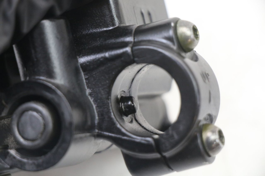 photo de CILINDRO MESTRE DO FREIO TRASEIRO PIAGGIO NRG POWER PUREJET 50 (2018 - 2021) - Pontos de fixação