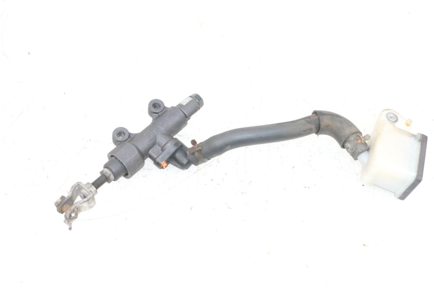 photo de CILINDRO MESTRE DO FREIO TRASEIRO HONDA NSR R 125 (1994 - 2003) - Pontos de fixação