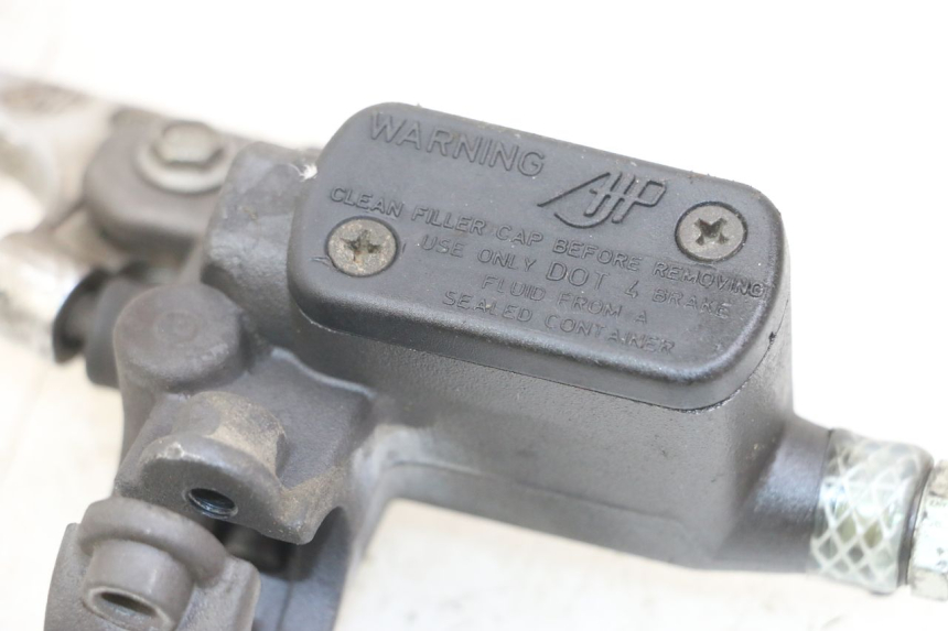 photo de CILINDRO MESTRE DO FREIO TRASEIRO PEUGEOT ELYSTAR 125 (2002 - 2007) - Peça verificada