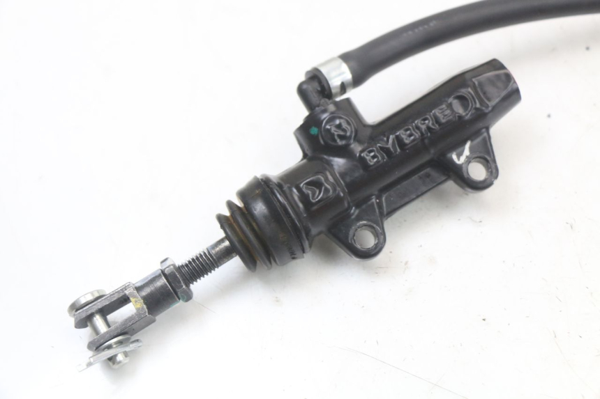 photo de CILINDRO MESTRE DO FREIO TRASEIRO ROYAL ENFIELD SCRAM 411 (2022 - 2024) - Detalhe da peça