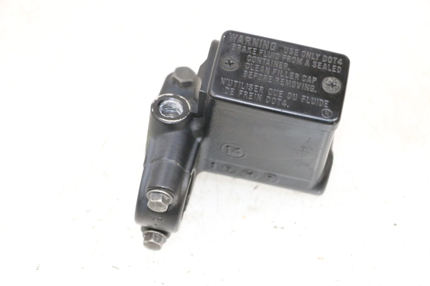 photo de CILINDRO MESTRE DO FREIO TRASEIRO PEUGEOT SATELIS 125 (2013 - 2018) - Ampliação técnica
