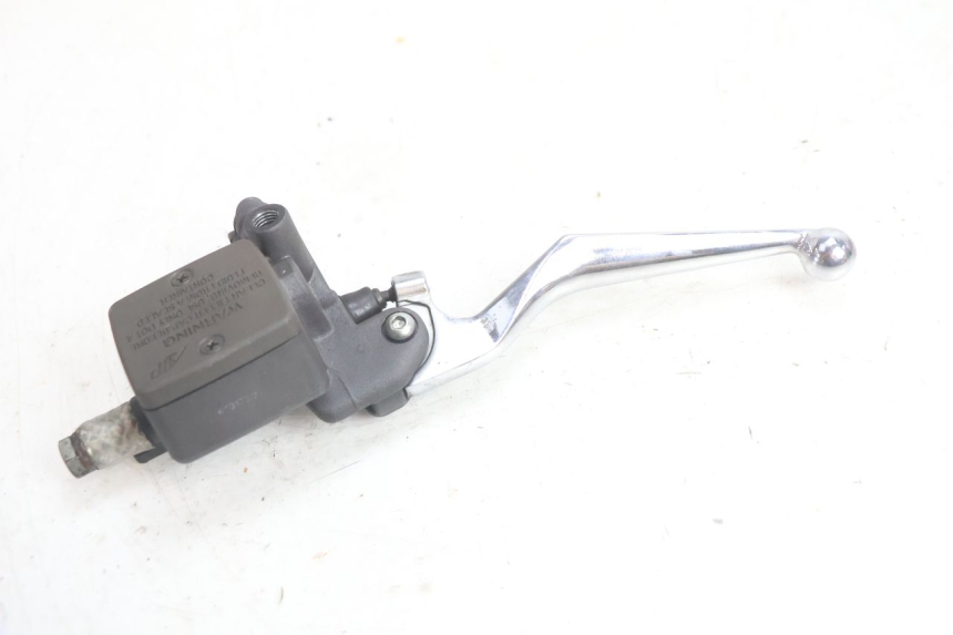 photo de CILINDRO MESTRE DO TRAVÃO TRASEIRO PEUGEOT SATELIS 125 (2006 - 2009) - Pontos de fixação