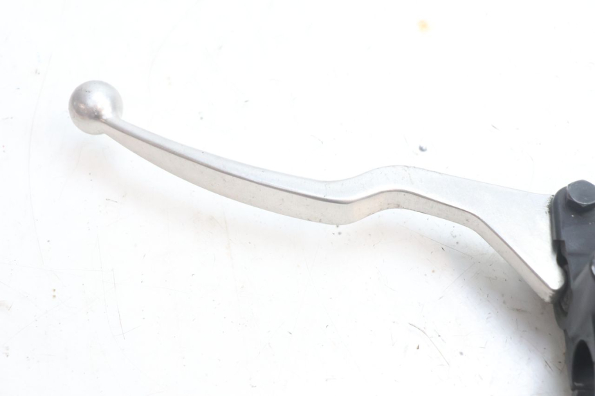 photo de CILINDRO MESTRE DO TRAVÃO TRASEIRO PEUGEOT SATELIS 125 (2006 - 2009) - Detalhe da peça
