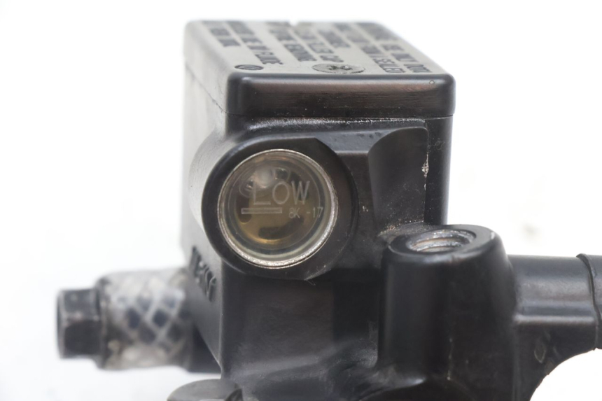 photo de CILINDRO MESTRE DO TRAVÃO TRASEIRO PEUGEOT SATELIS 125 (2006 - 2009) - Ampliação técnica