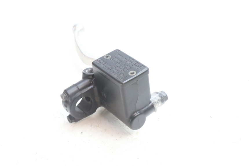 photo de CILINDRO MESTRE DO TRAVÃO TRASEIRO PEUGEOT SATELIS 125 (2006 - 2009) - Pontos de fixação