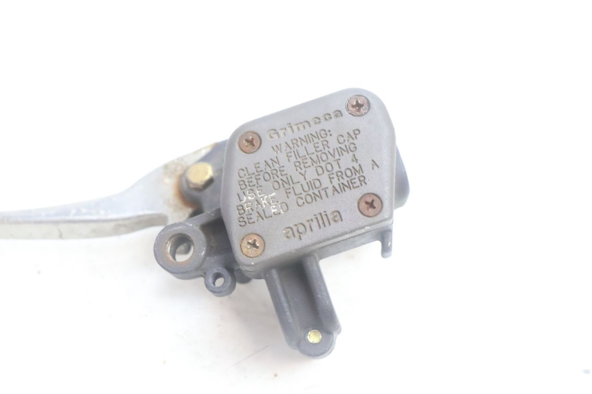 photo de CILINDRO MESTRE DO FREIO TRASEIRO APRILIA SCARABEO GT 125 (1999 - 2007) - Detalhe da peça