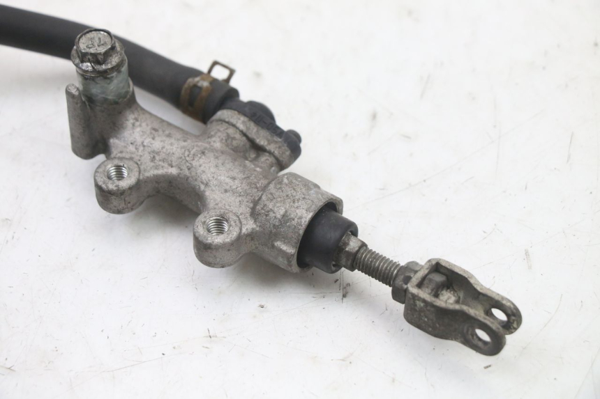 photo de CILINDRO MESTRE DO FREIO TRASEIRO SUZUKI GSX F GSXF 650 (2007 - 2015) - Pontos de fixação