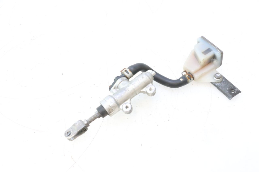 photo de CILINDRO MESTRE DO FREIO TRASEIRO SUZUKI SV S 650 (2003 - 2009) - Outro ângulo de visão
