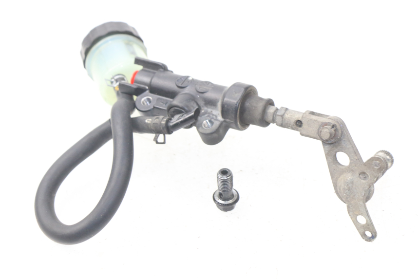 photo de CILINDRO MESTRE DO FREIO TRASEIRO YAMAHA TDM ABS 900 (2002 - 2014) - Detalhe da peça