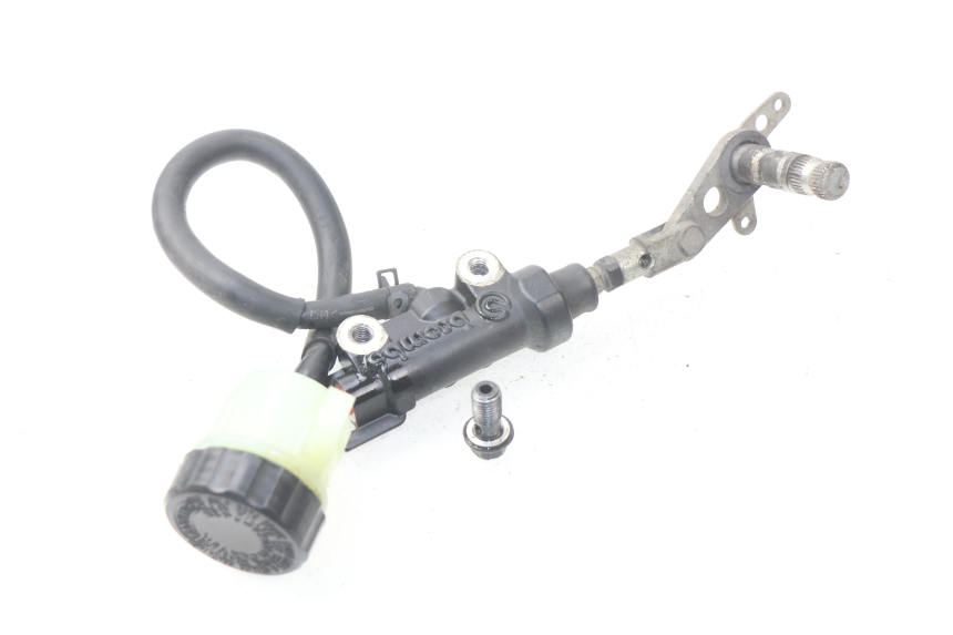 photo de CILINDRO MESTRE DO FREIO TRASEIRO YAMAHA TDM ABS 900 (2002 - 2014) - Zoom do estado de desgaste