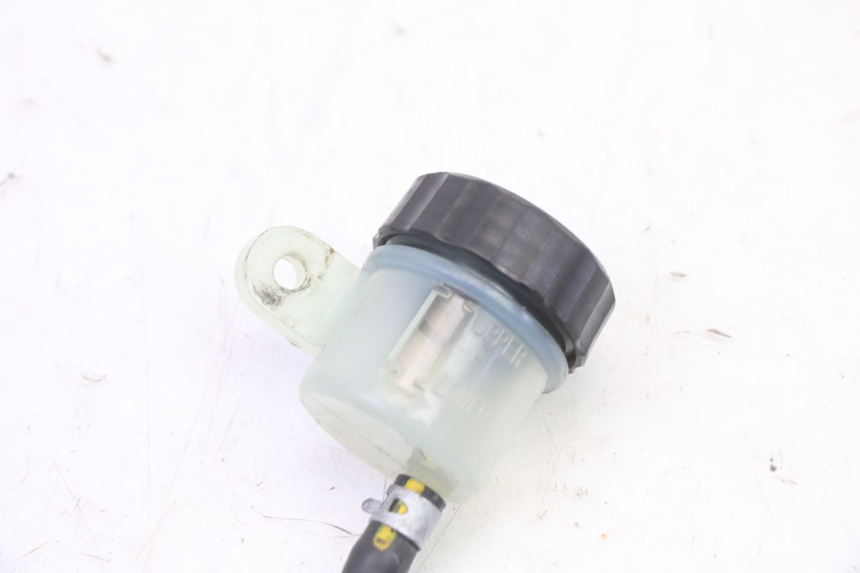 photo de CILINDRO MESTRE DO FREIO TRASEIRO YAMAHA TDM ABS 900 (2002 - 2014) - Zoom do estado de desgaste