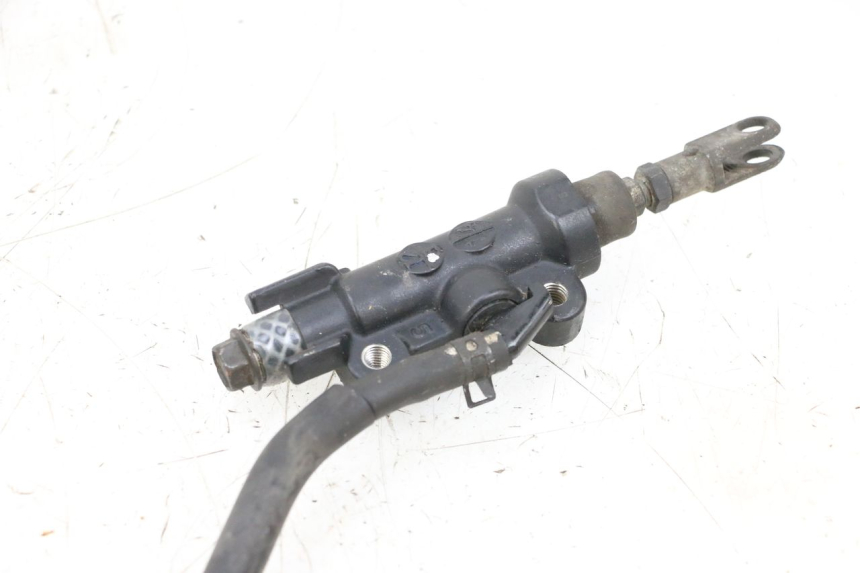 photo de CILINDRO MESTRE DO FREIO TRASEIRO YAMAHA TDM ABS 900 (2002 - 2014) - Zoom do estado de desgaste