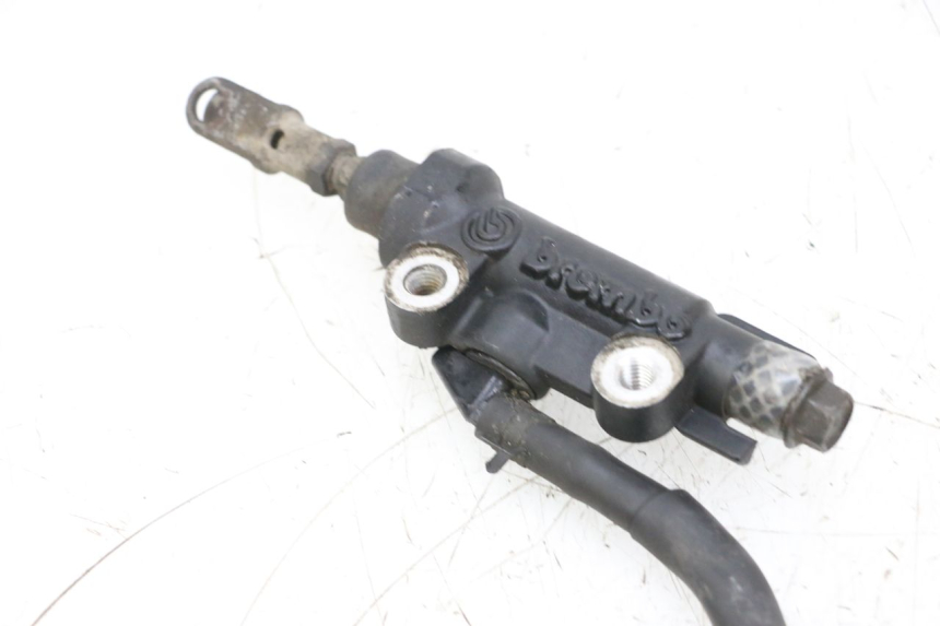 photo de CILINDRO MESTRE DO FREIO TRASEIRO YAMAHA TDM ABS 900 (2002 - 2014) - Outro ângulo de visão