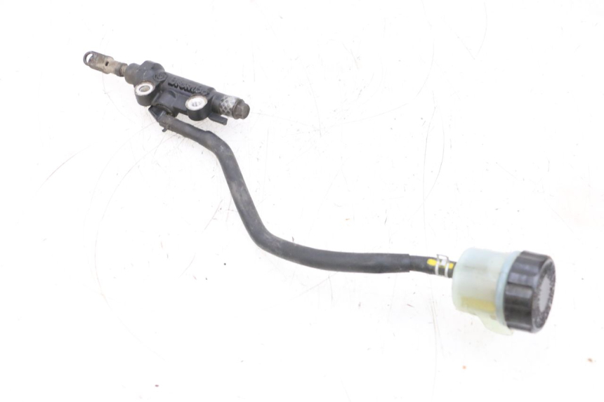 photo de CILINDRO MESTRE DO FREIO TRASEIRO YAMAHA TDM ABS 900 (2002 - 2014) - Ampliação técnica