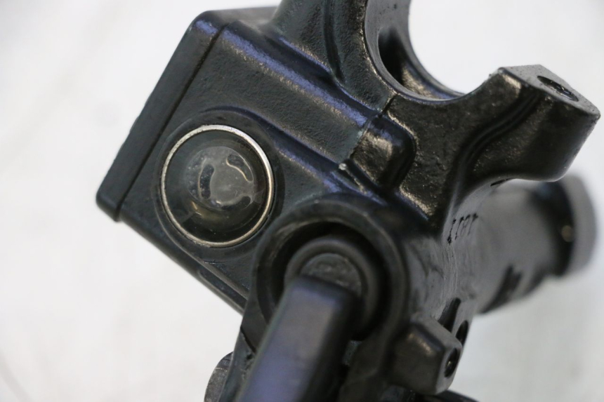 photo de CILINDRO MESTRE DE FREIO TRASEIRO PEUGEOT TWEET 4T 50 (2018 - 2022) - Detalhe da peça