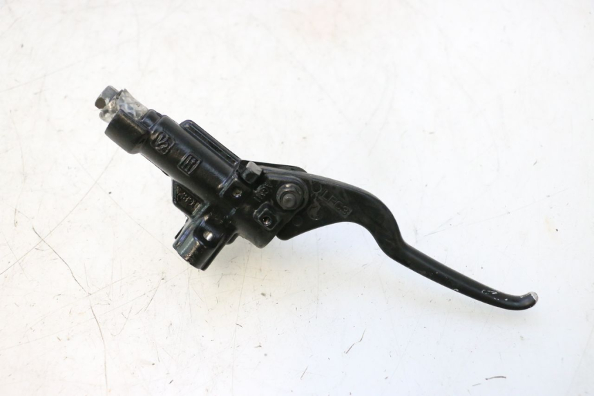 photo de CILINDRO MESTRE DE FREIO TRASEIRO PEUGEOT TWEET 4T 50 (2018 - 2022) - Zoom do estado de desgaste