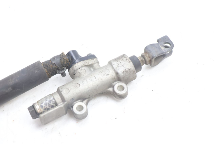 photo de CILINDRO MESTRE DE FREIO TRASEIRO HONDA VFR FI RC46 800 (1998 - 2001) - Ampliação técnica