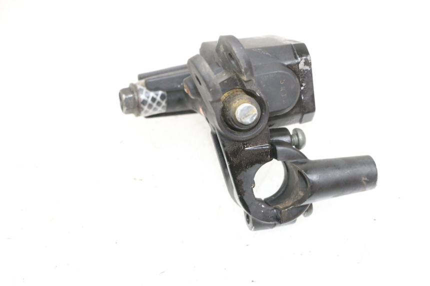 photo de CILINDRO MESTRE DO FREIO TRASEIRO YAMAHA XMAX X-MAX 125 (2006 - 2009) - Zoom do estado de desgaste