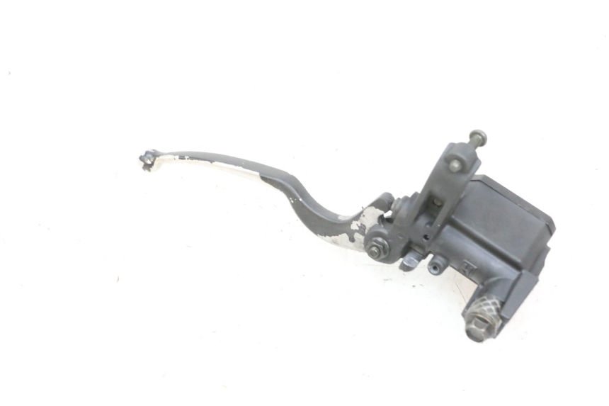 photo de CILINDRO MESTRE DO FREIO TRASEIRO YAMAHA XMAX X-MAX 125 (2006 - 2009) - Zoom do estado de desgaste