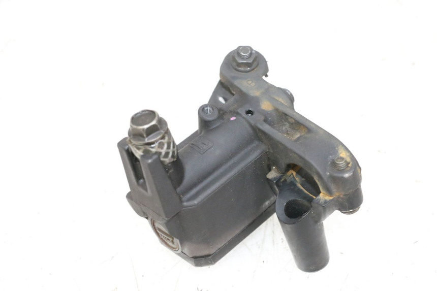 photo de CILINDRO MESTRE DO FREIO TRASEIRO YAMAHA XMAX X-MAX 125 (2006 - 2009) - Outro ângulo de visão