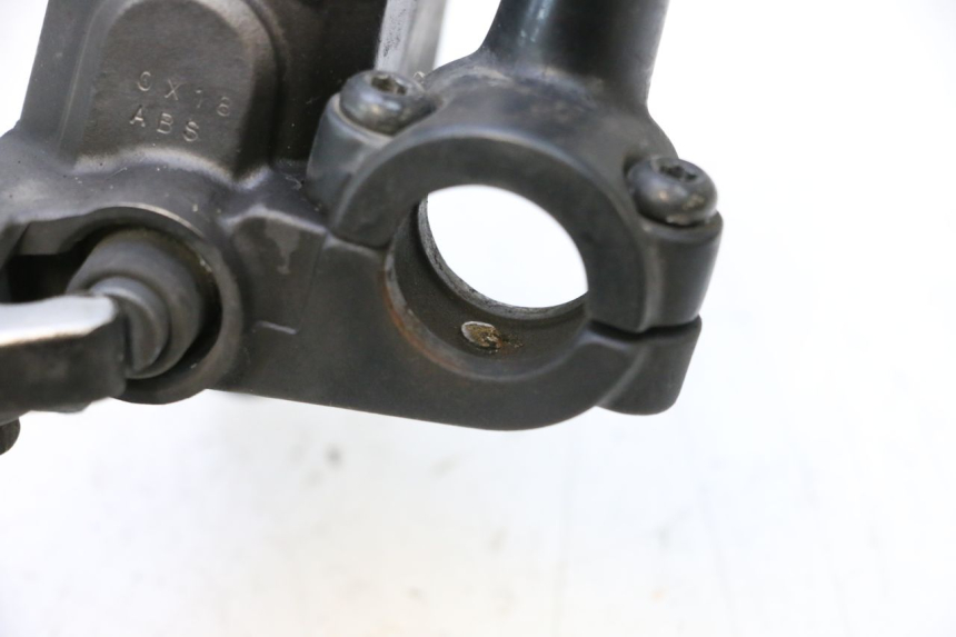 photo de CILINDRO MESTRE DO FREIO TRASEIRO YAMAHA X-MAX XMAX 125 (2010 - 2013) - Estado da superfície
