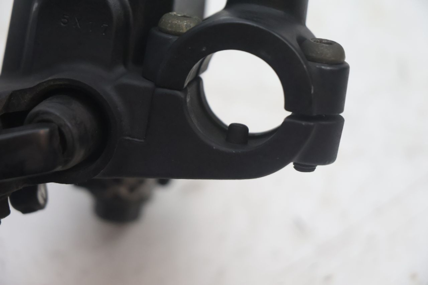photo de CILINDRO MESTRE DO FREIO TRASEIRO YAMAHA XMAX X-MAX 125 (2006 - 2009) - Pontos de fixação