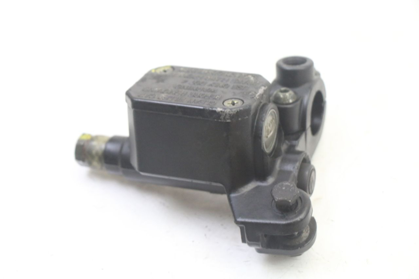 photo de CILINDRO MESTRE DO FREIO TRASEIRO PIAGGIO XEVO - X EVO 125 (2007 - 2017) - Zoom do estado de desgaste