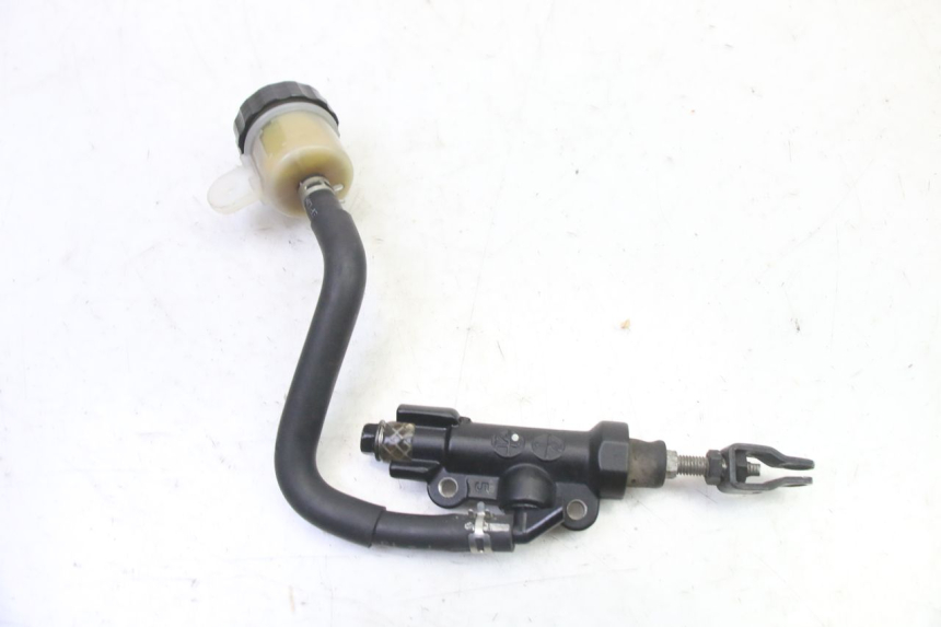 photo de CILINDRO MESTRE DO FREIO TRASEIRO YAMAHA XJ6 ABS 600 (2008 - 2016) - Ampliação técnica