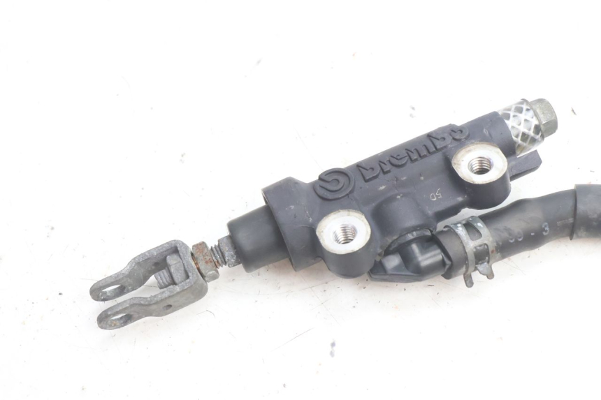 photo de CILINDRO MESTRE DE FREIO TRASEIRO YAMAHA XJR 1300 (1998 - 2002) - Detalhe da peça