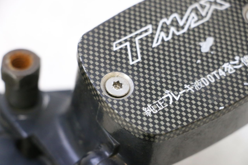 photo de CILINDRO MESTRE DE FREIO TRASEIRO YAMAHA XP T-MAX ABS 500 (2005 - 2005) - Outro ângulo de visão