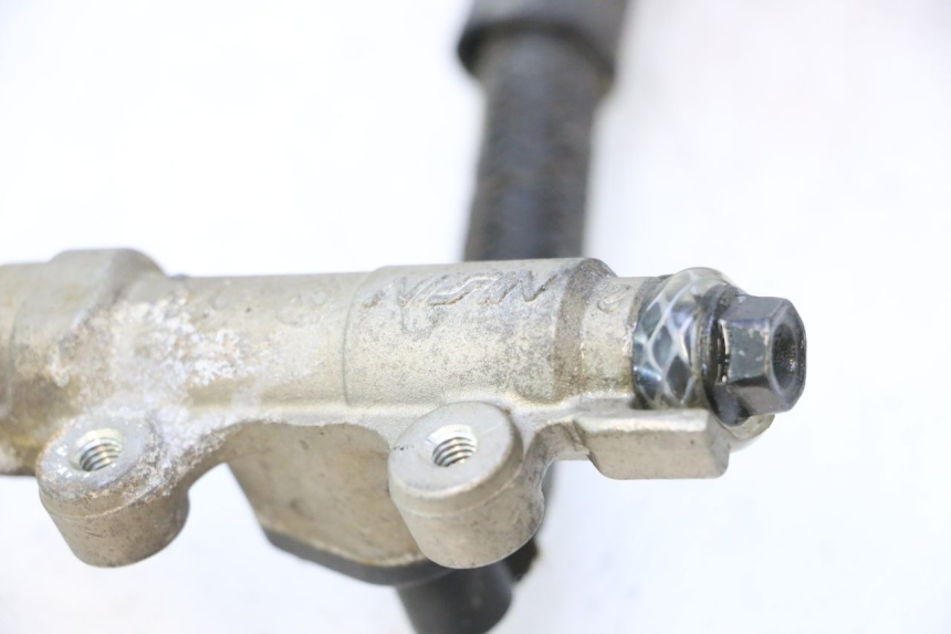 photo de CILINDRO MESTRE DE FREIO TRASEIRO HONDA XRV AFRICA TWIN 750 (1990 - 1992) - Zoom do estado de desgaste