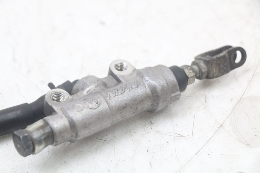 photo de CILINDRO MESTRE DO FREIO TRASEIRO YAMAHA XT X 660 (2004 - 2016) - Outro ângulo de visão