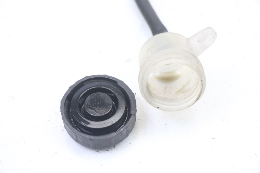 photo de CILINDRO MESTRE DO FREIO TRASEIRO YAMAHA TZR 50 (2008 - 2016) - Pontos de fixação