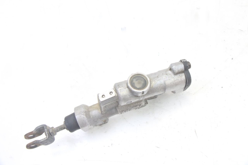 photo de CILINDRO MESTRE DO FREIO TRASEIRO YAMAHA YZ-F YZF 250 (2007 - 2013) - Ampliação técnica