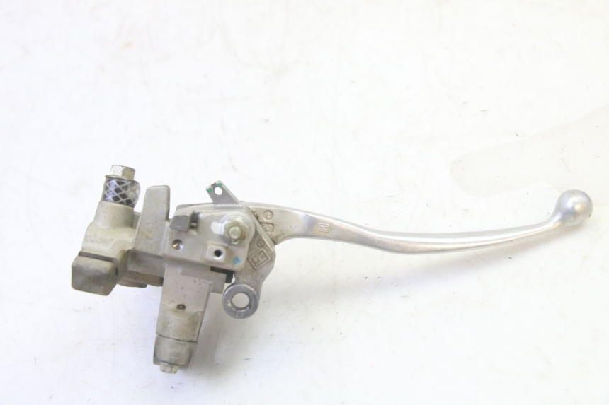 photo de CILINDRO MESTRE DO FREIO TRASEIRO YAMAHA YFM GRIZZLY 550 (2008 - 2015) - Vista geral