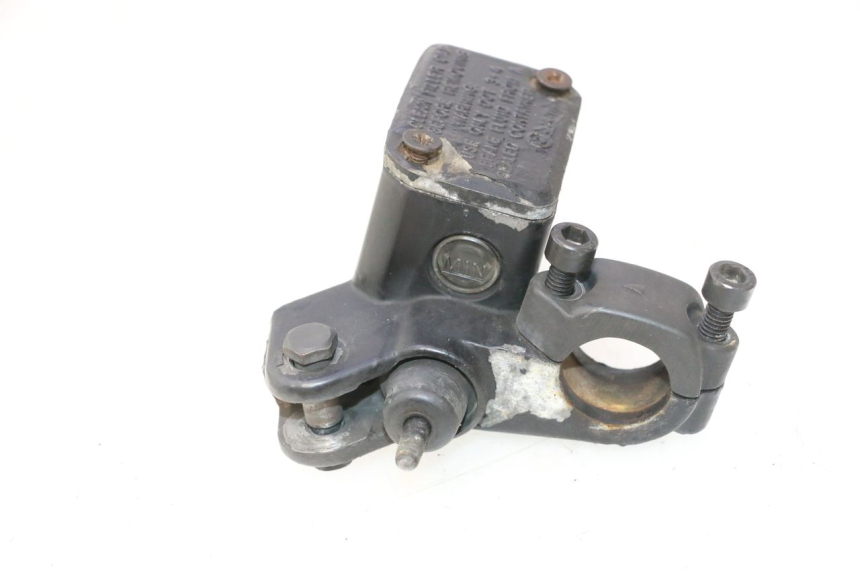 photo de CILINDRO MESTRE DO FREIO TRASEIRO YAMAHA YP MAJESTY 125 (2007 - 2010) - Peça verificada