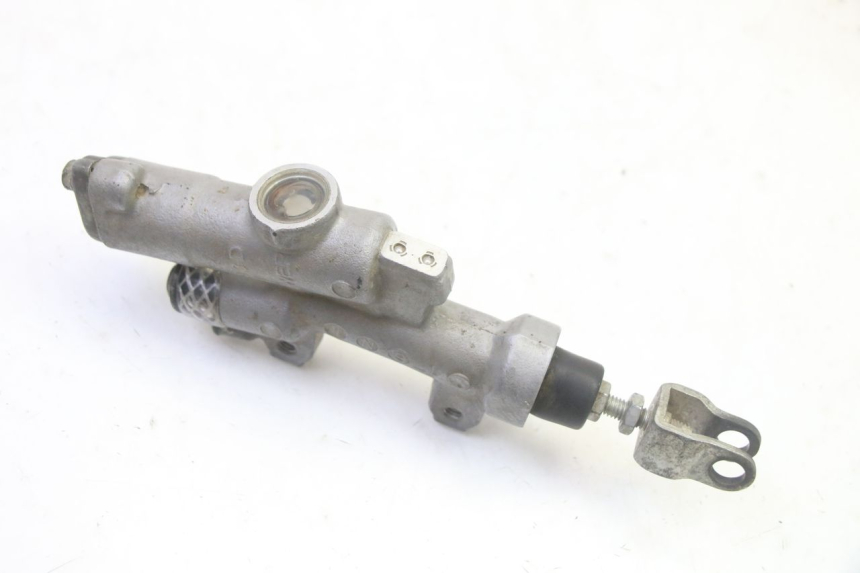 photo de CILINDRO MESTRE DO FREIO TRASEIRO YAMAHA YZ-F YZF 250 (2014 - 2018) - Zoom do estado de desgaste