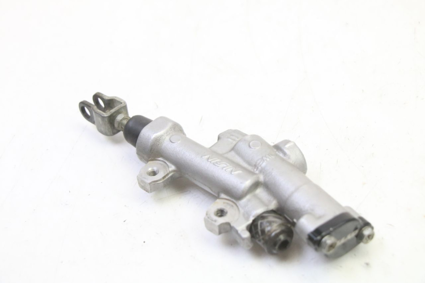 photo de CILINDRO MESTRE DO FREIO TRASEIRO YAMAHA YZF YZ-F 450 (2014 - 2016) - Zoom do estado de desgaste