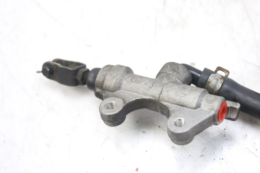 photo de CILINDRO MESTRE DO TRAVÃO TRASEIRO KAWASAKI ZX-6R ZX6R 600 (1995 - 1997) - Outro ângulo de visão
