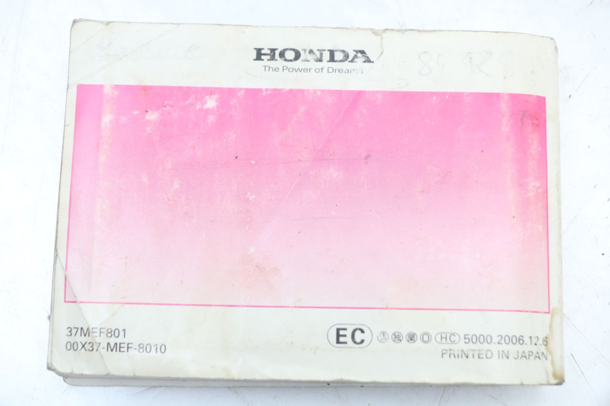 photo de MANUAL DO UTILIZADOR HONDA FJS SILVER WING SILVERWING 400 (2005 - 2008) - Outro ângulo de visão