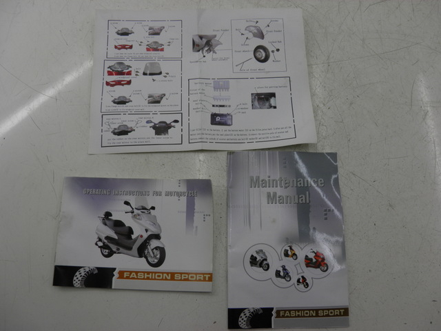 photo de MANUAL DO UTILIZADOR JM MOTOR S-MAX 125 (2010 - 2014) - Vista principal