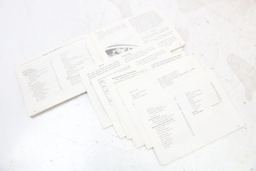 photo de MANUAL DO UTILIZADOR KAWASAKI GTR 1000 (1994 - 2004) - Detalhe da peça