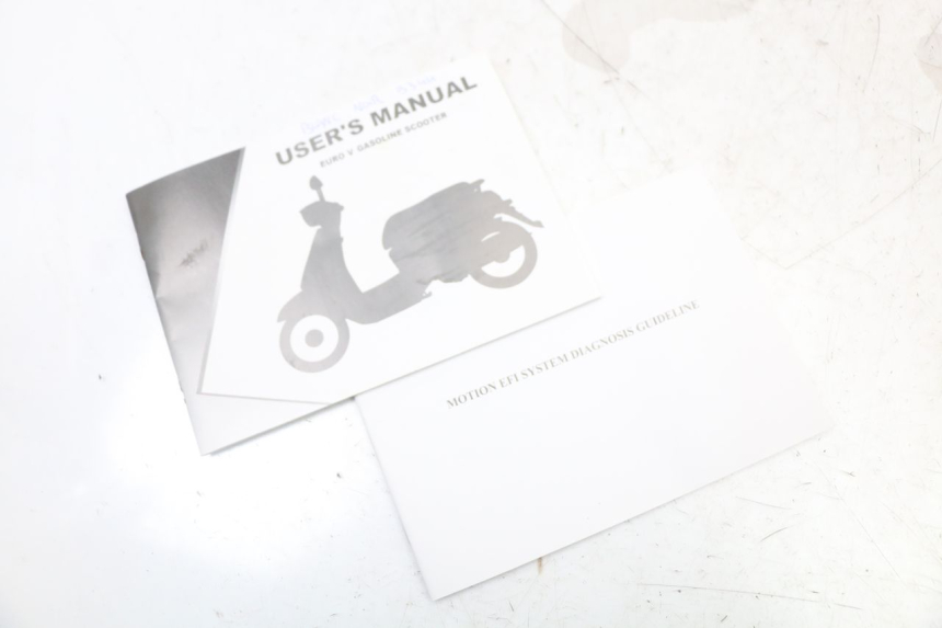 photo de MANUAL DO UTILIZADOR MASH LEGEND'R 4T 50 (2021 - 2025) - Vista principal