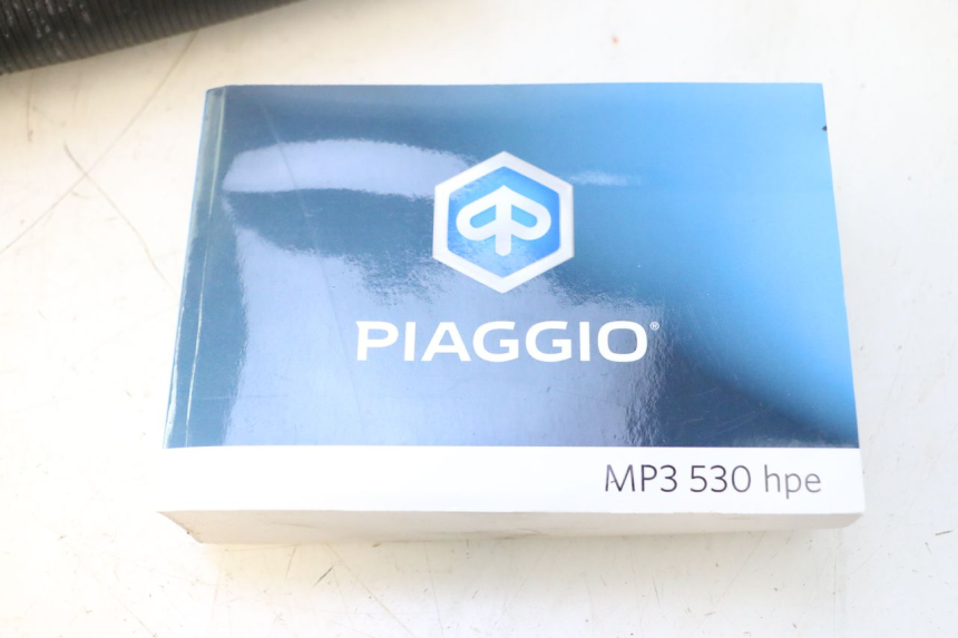 photo de MANUAL DO USUÁRIO PIAGGIO MP3 HPE 530 (2022 - 2026) - Marcações e referências