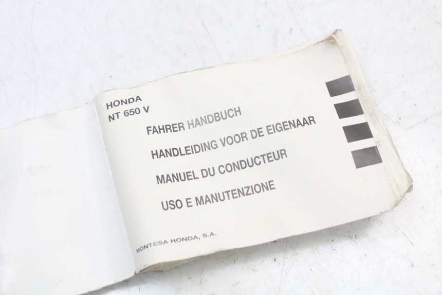 photo de MANUAL DO UTILIZADOR HONDA NTV DEAUVILLE 650 (1998 - 2001) - Detalhe da peça