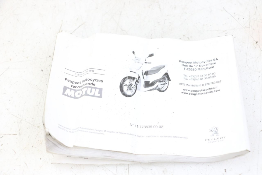 photo de MANUAL DO UTILIZADOR PEUGEOT TWEET 4T 50 (2014 - 2019) - Vista geral