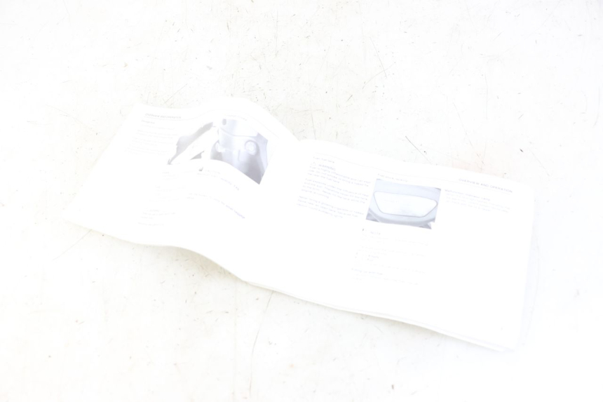 photo de MANUAL DO UTILIZADOR TNT MOTOR ROMA 10' 4T 50 (2019 - 2022) - Outro ângulo de visão