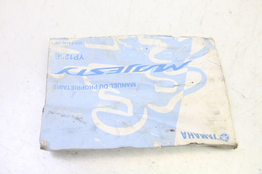 photo de MANUAL DO UTILIZADOR YAMAHA YP MAJESTY 125 (2007 - 2010) - Outro ângulo de visão