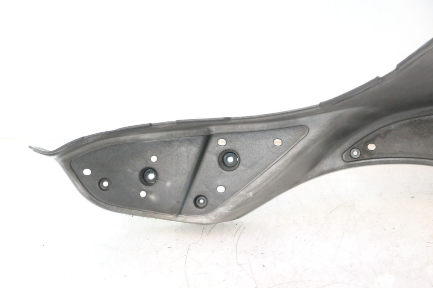 photo de ESTRIBO APRILIA ATLANTIC S 125 (2010 - 2013) - Zoom do estado de desgaste